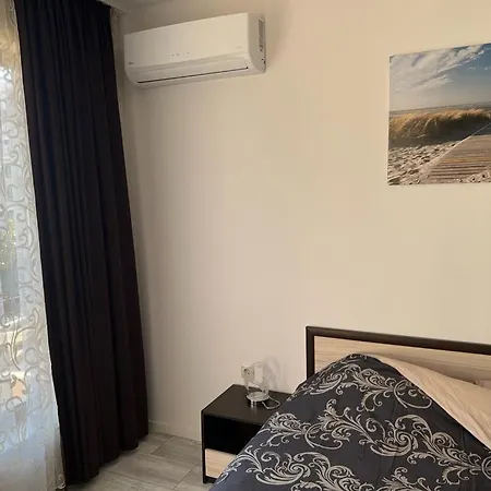 La Mer Luxury Apartment, Apartment *