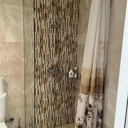 La Mer Luxury Apartment, Apartment